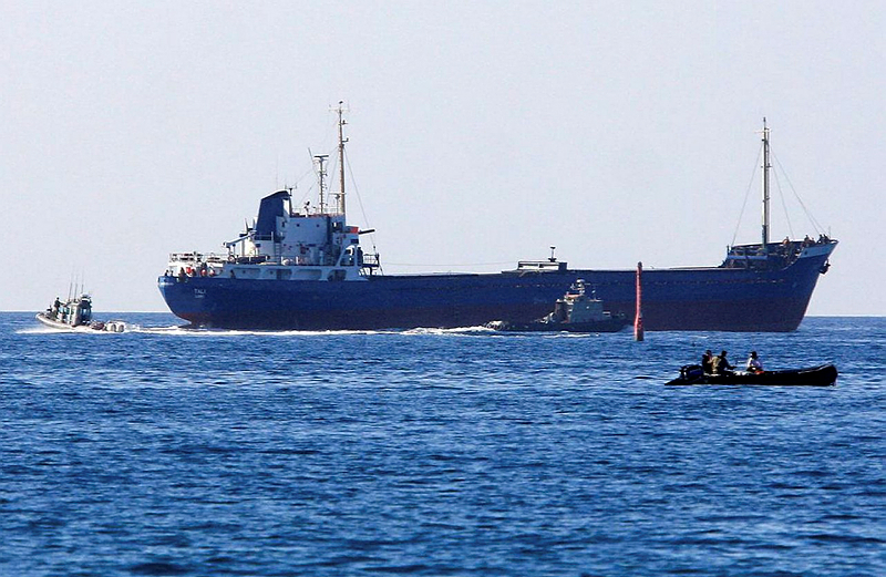 באיראן חושדים שישראל אחראית לתקיפת אוניית מטען בים התיכון